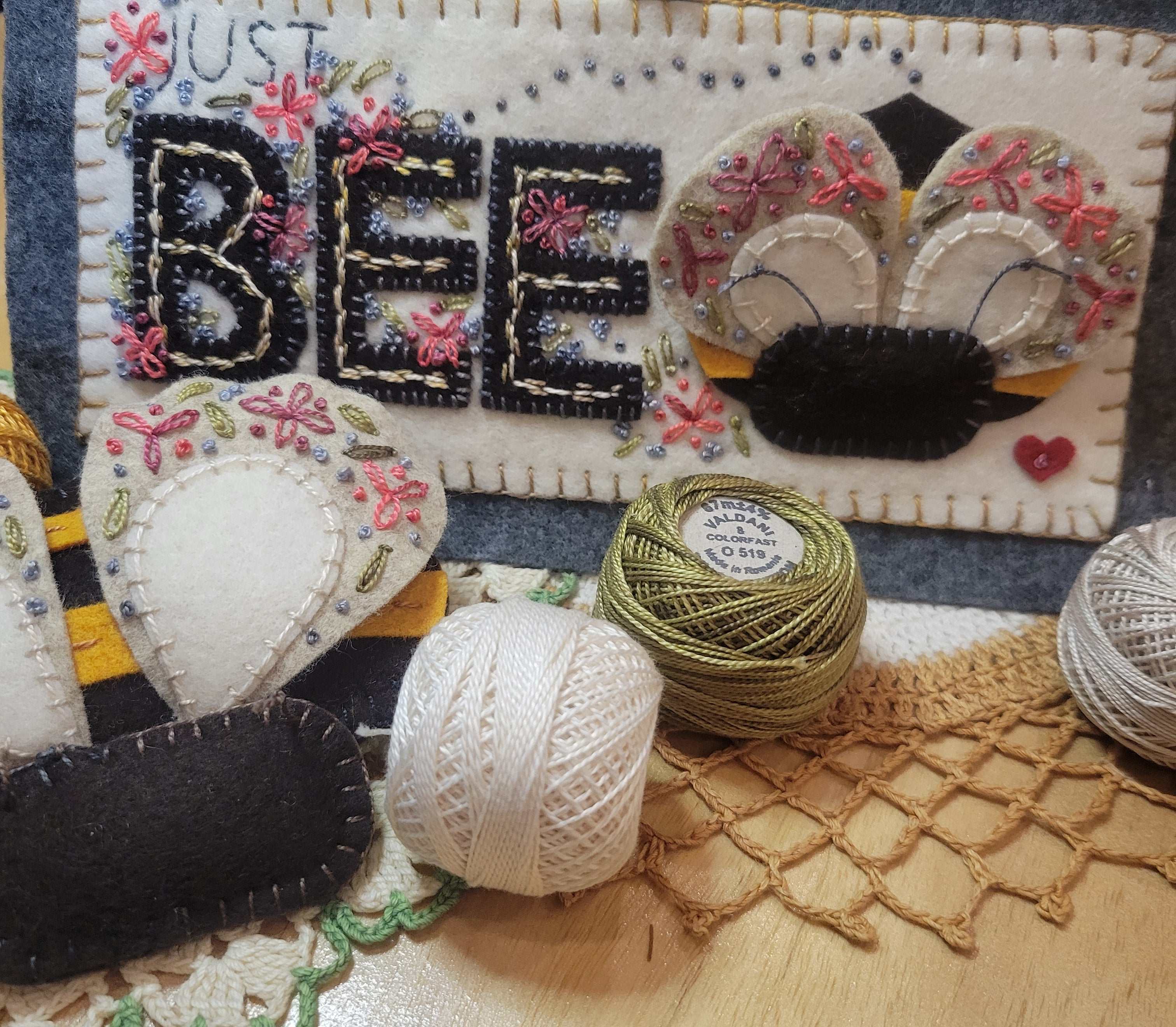 JUST BEE - Pattern or Kit