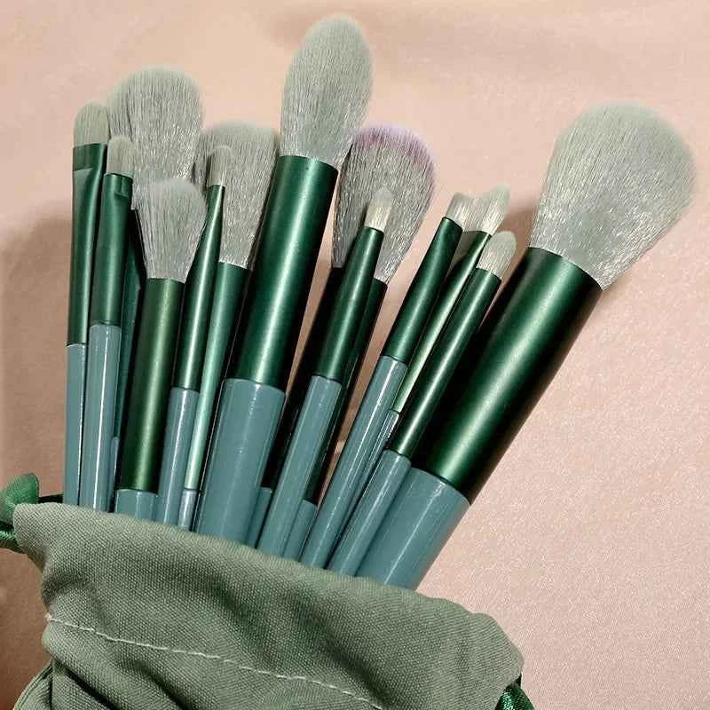 Professional Makeup Brush Set | Imagination Station
